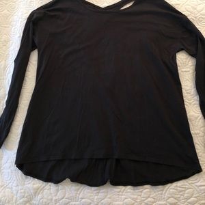 Black Lululemon long sleeve shirt